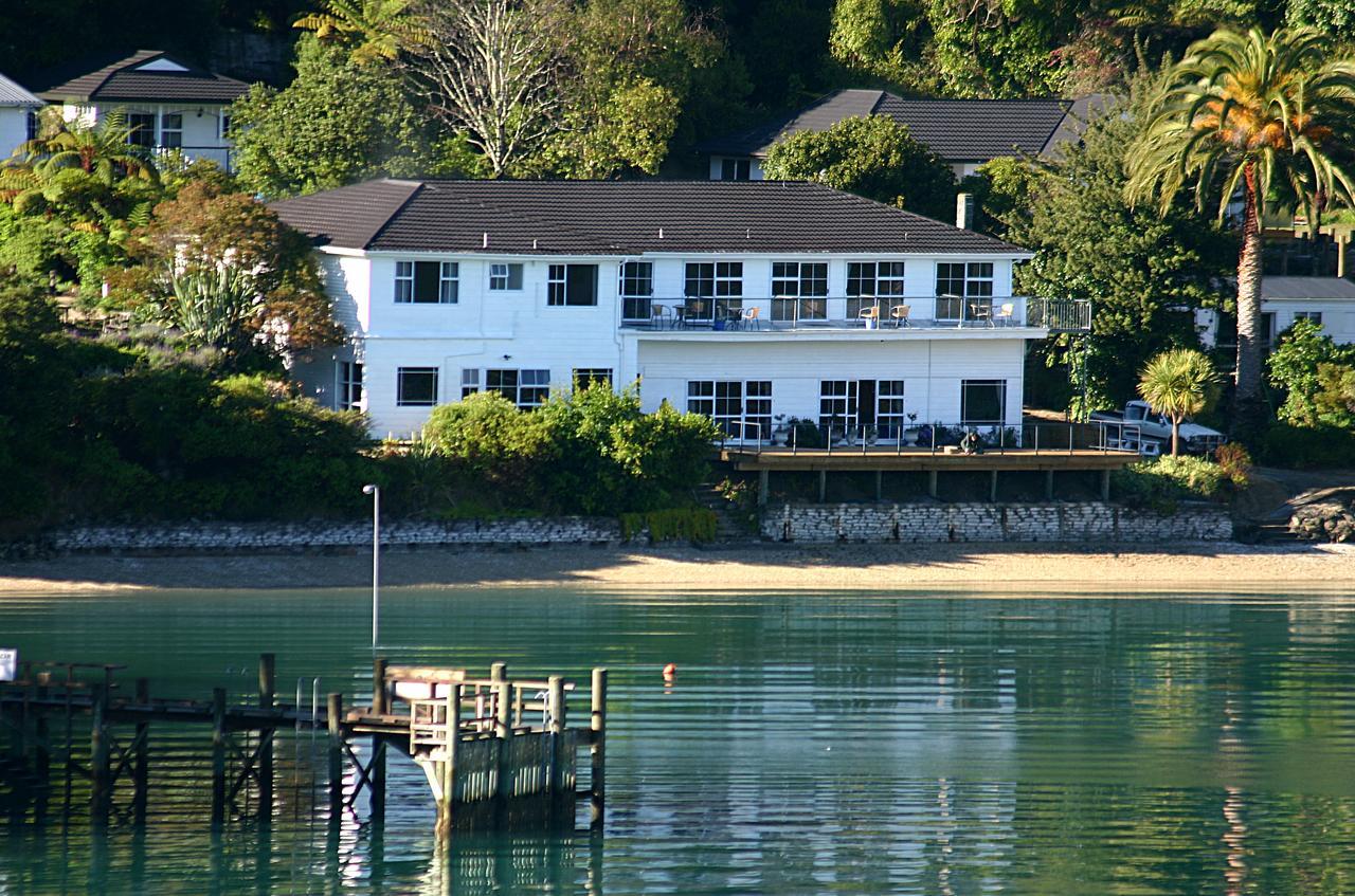 Resort Te Mahia Bay Lochmara Bay